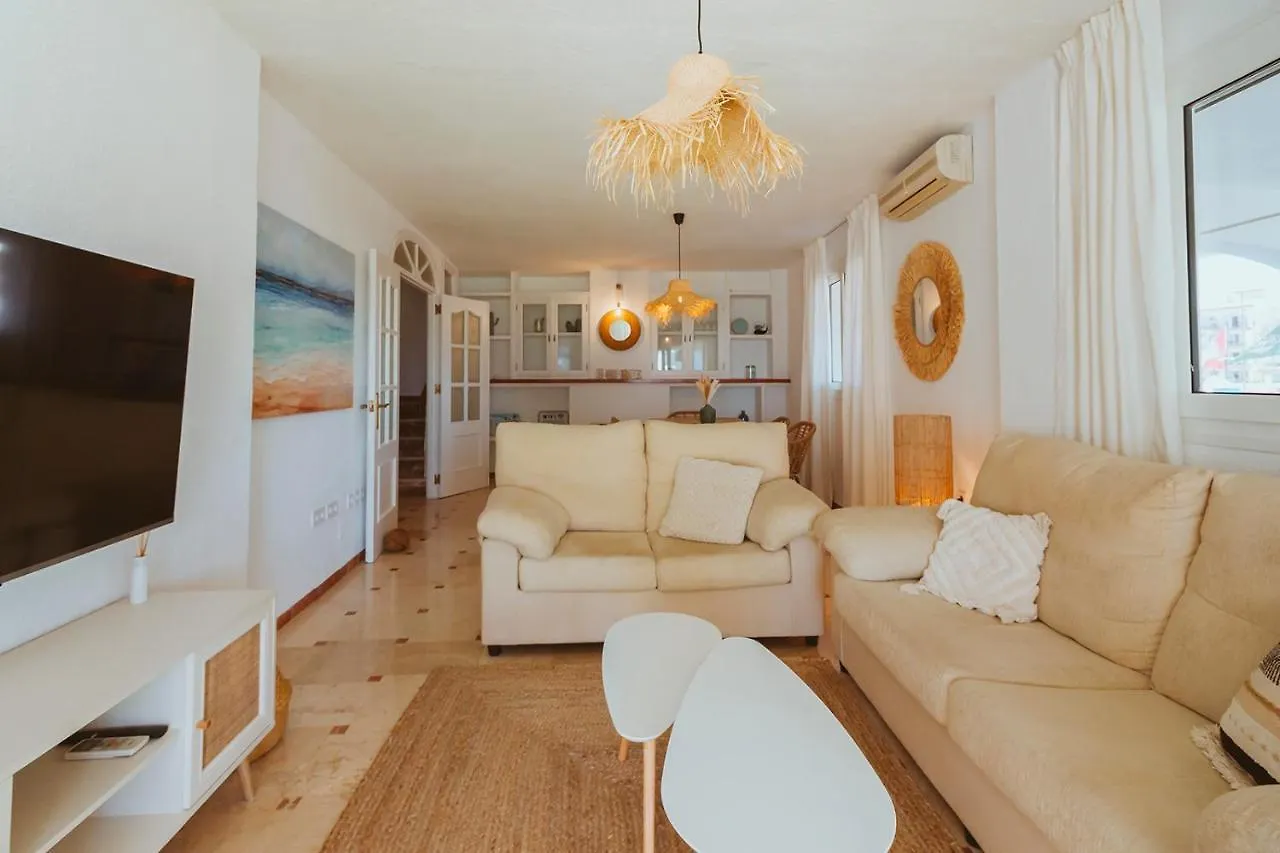 Apartamento Con Gran Terraza Junto A La Playa Torremolinos Apartment