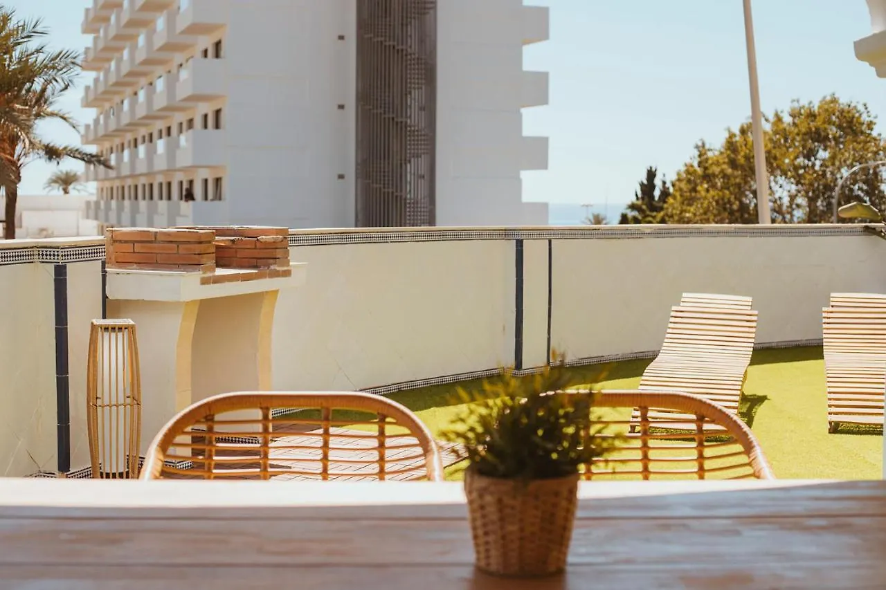 Apartamento Con Gran Terraza Junto A La Playa Torremolinos Spain